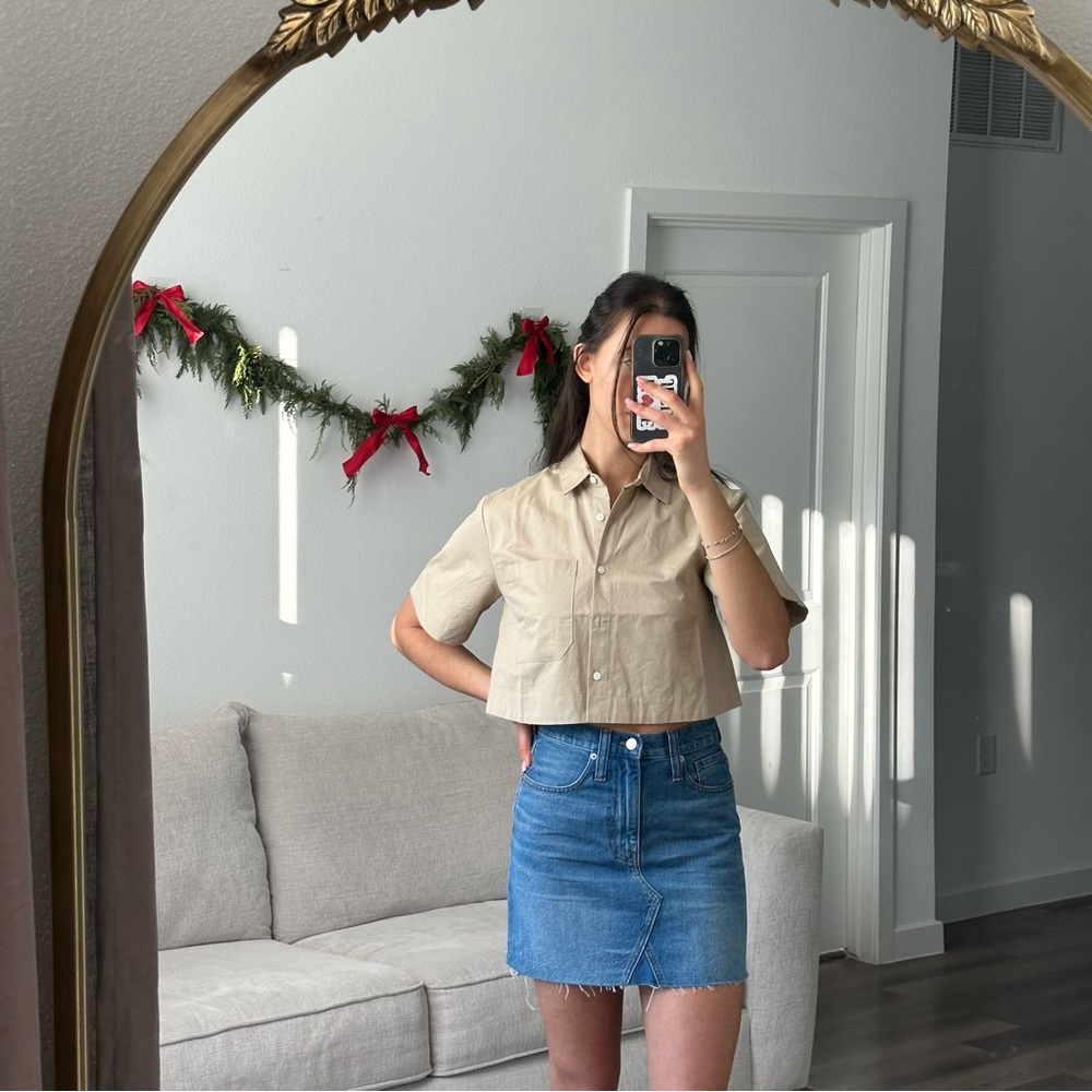 NWT Love bonito cropped button up shirt size Small